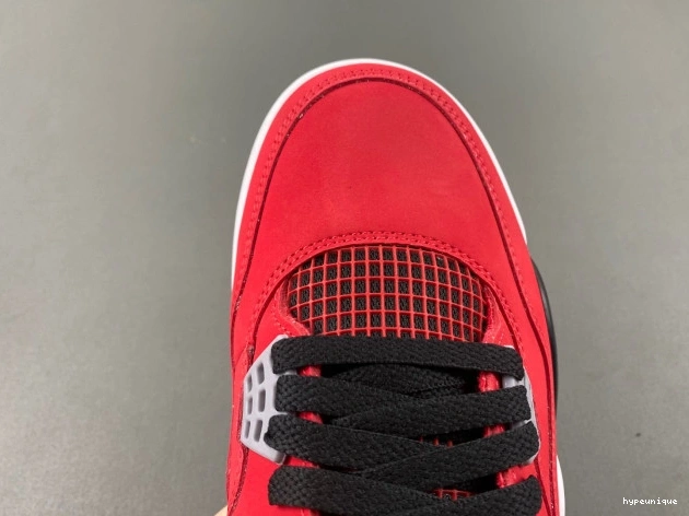 HYPE 308497-603 Toro Bravo Jordan Retro 4 0808